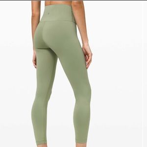 Lululemon Wunder Train High-Rise Tight 25” in Willow Green